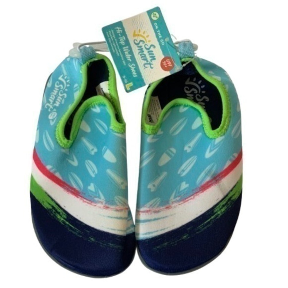 NWT. AQUA LEISURE Sun Smart Hi-Top Water Shoes